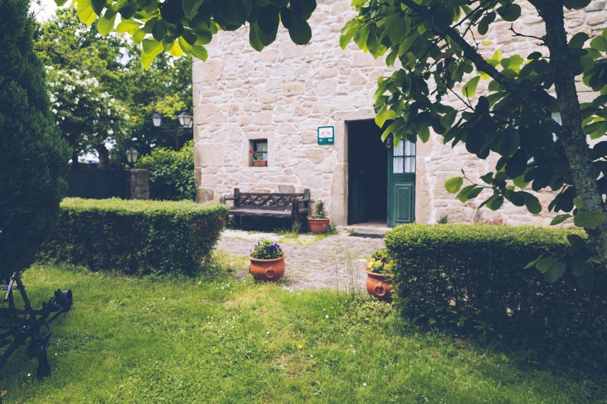 Parada De Francos Guest House Teo Екстериор снимка