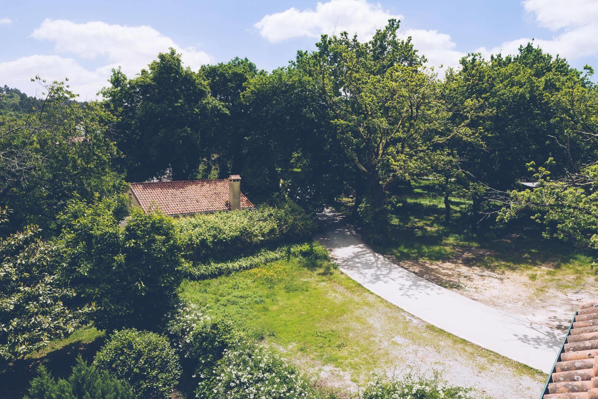 Parada De Francos Guest House Teo Екстериор снимка